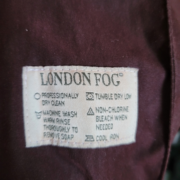 Vintage London Fog‎ Women's Maroon Trench Coat - Size 6 - Picture 4 of 14